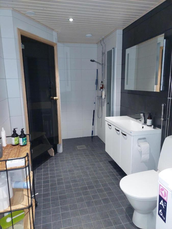 Lakeland Apartments โรวานิเอมิ ภายนอก รูปภาพ