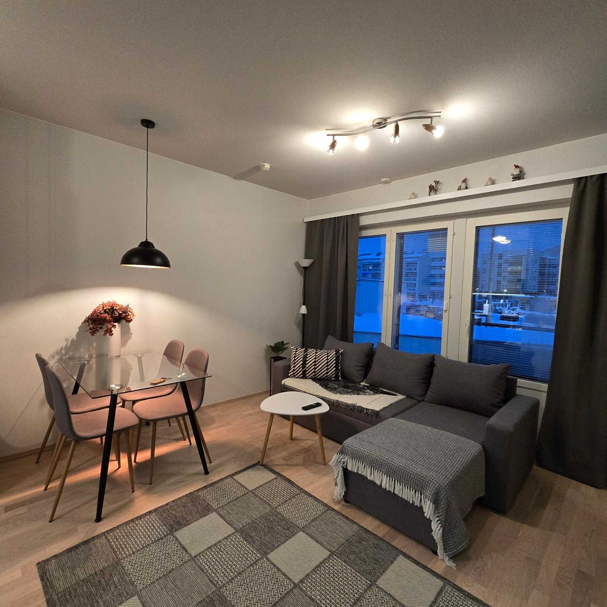 Lakeland Apartments โรวานิเอมิ ภายนอก รูปภาพ